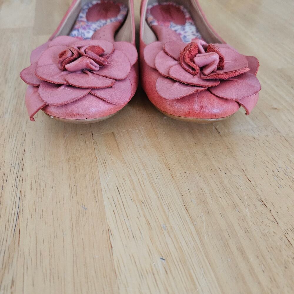 Born Julianne Coral Pink Leather Floral Rosette Ballet Flats Sz 6 - Picture 2 of 10